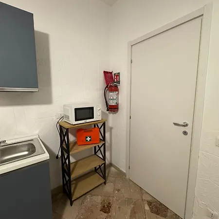 St Joseph * טראסיני